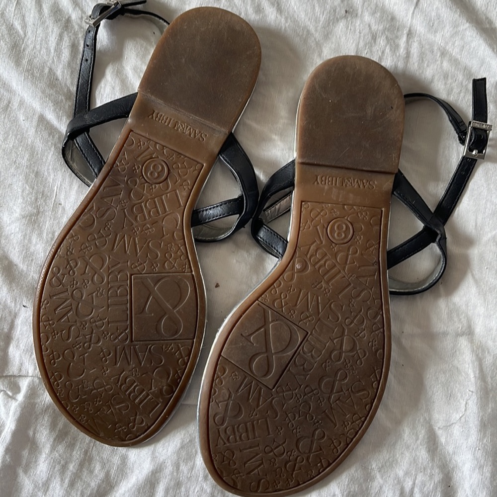 Sandals - Picture 2 of 3